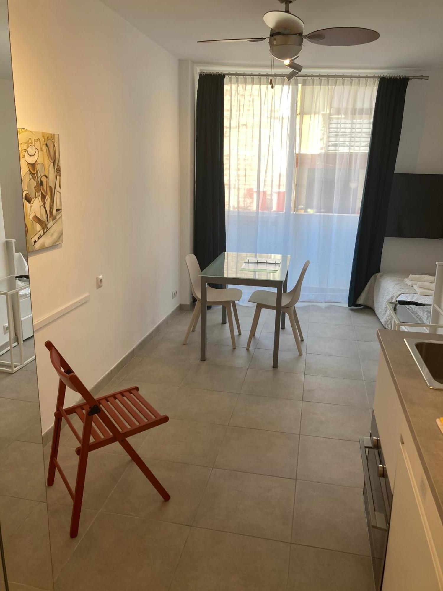 Studio With Small Balcony Las Palmas de Gran Canaria Bagian luar foto